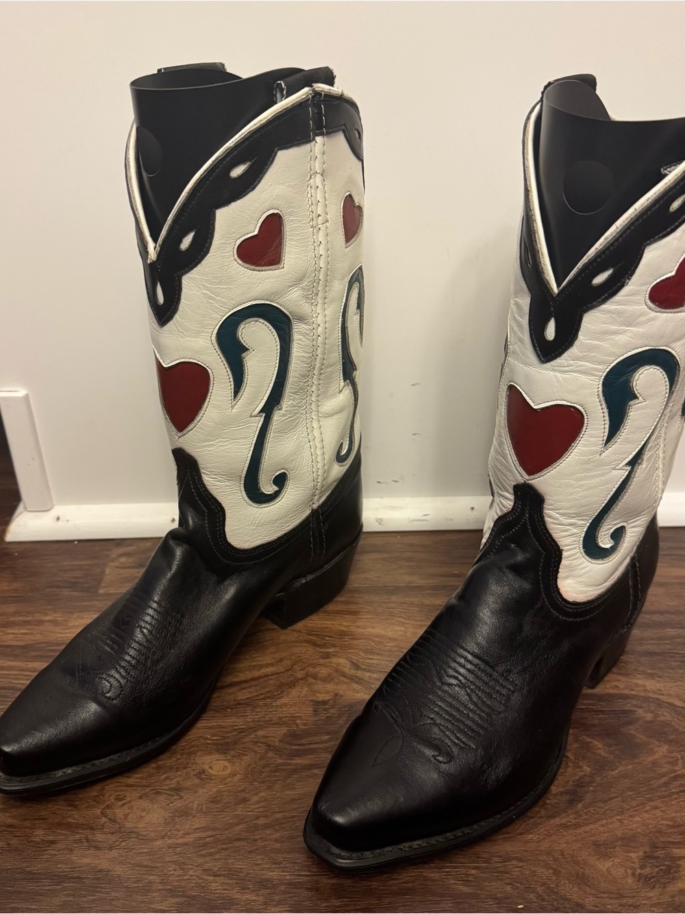 Vintage Acme Queen of Hearts Cowboy Boots women 8 M - Picture 3 of 13